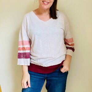 Democracy Women's V-Neck Lightweight Long Sleeve Top With Striped Sleeves Size M